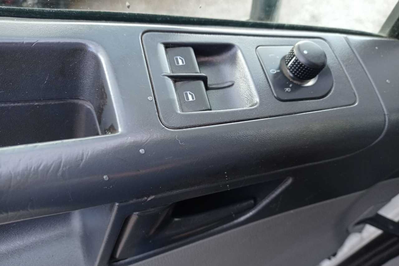 Volkswagen 17 250 - 09/10 19