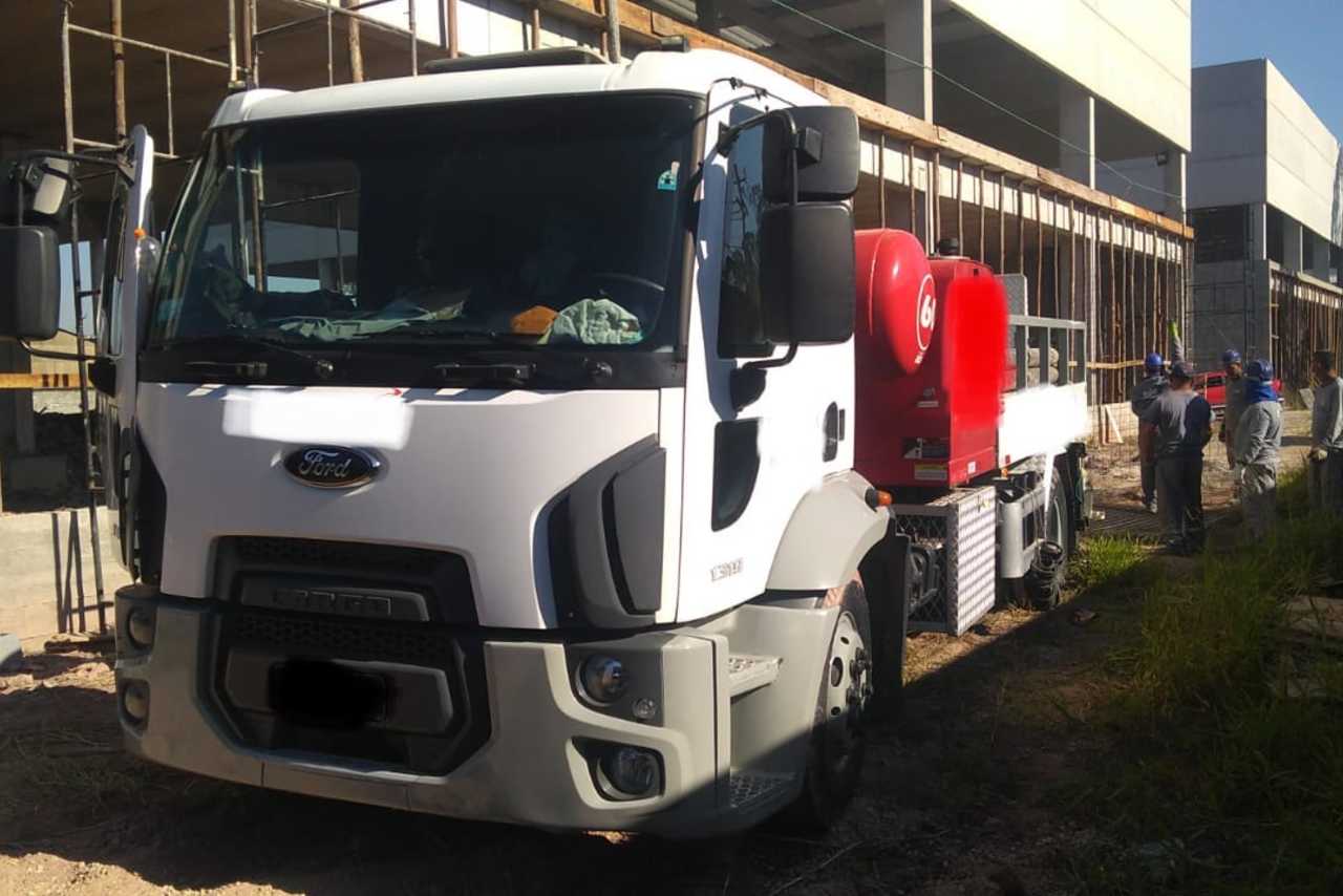 Ford Cargo1319 - 13/13 2