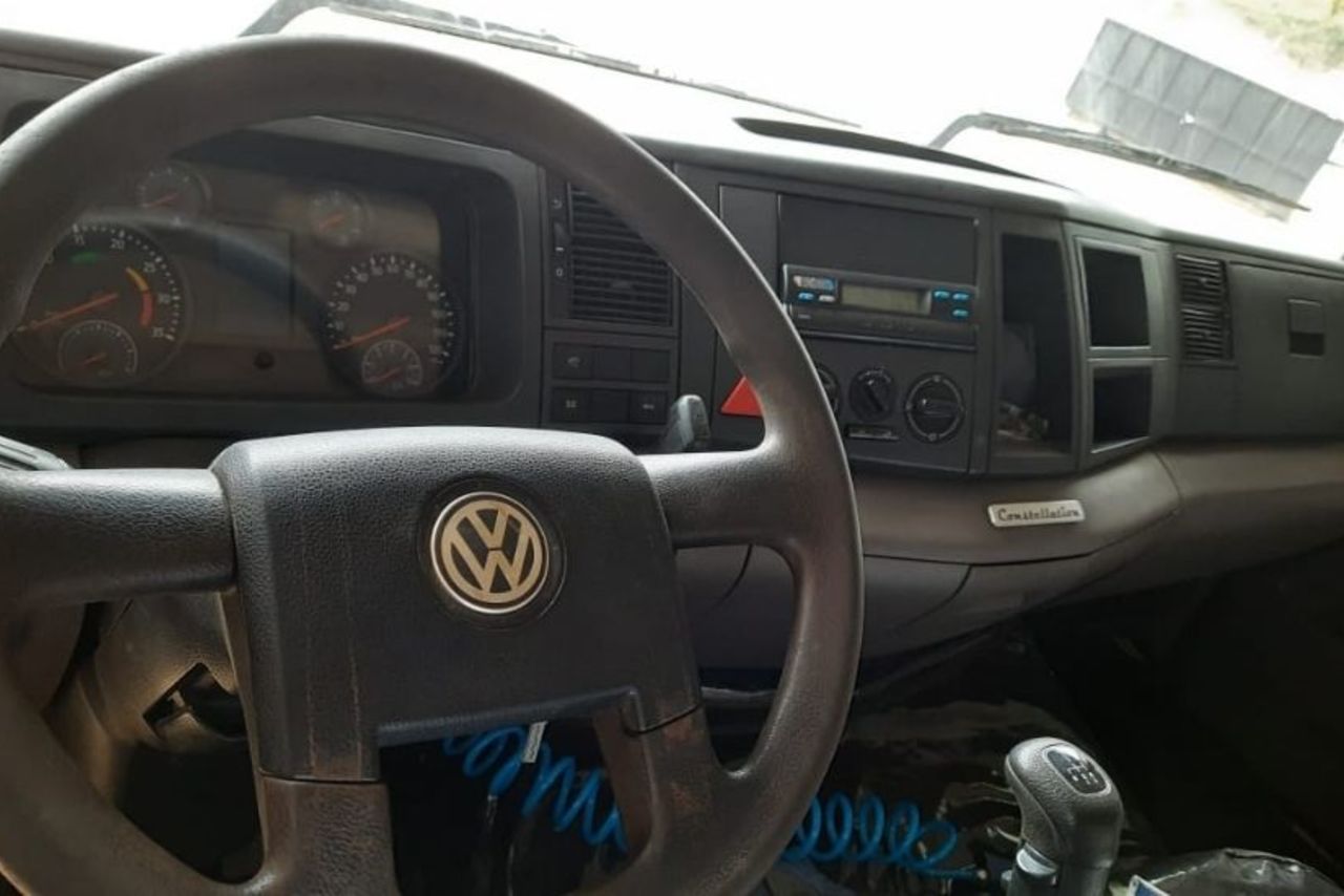 Volkswagen 26-280 Constellation 6x4 - 13 8