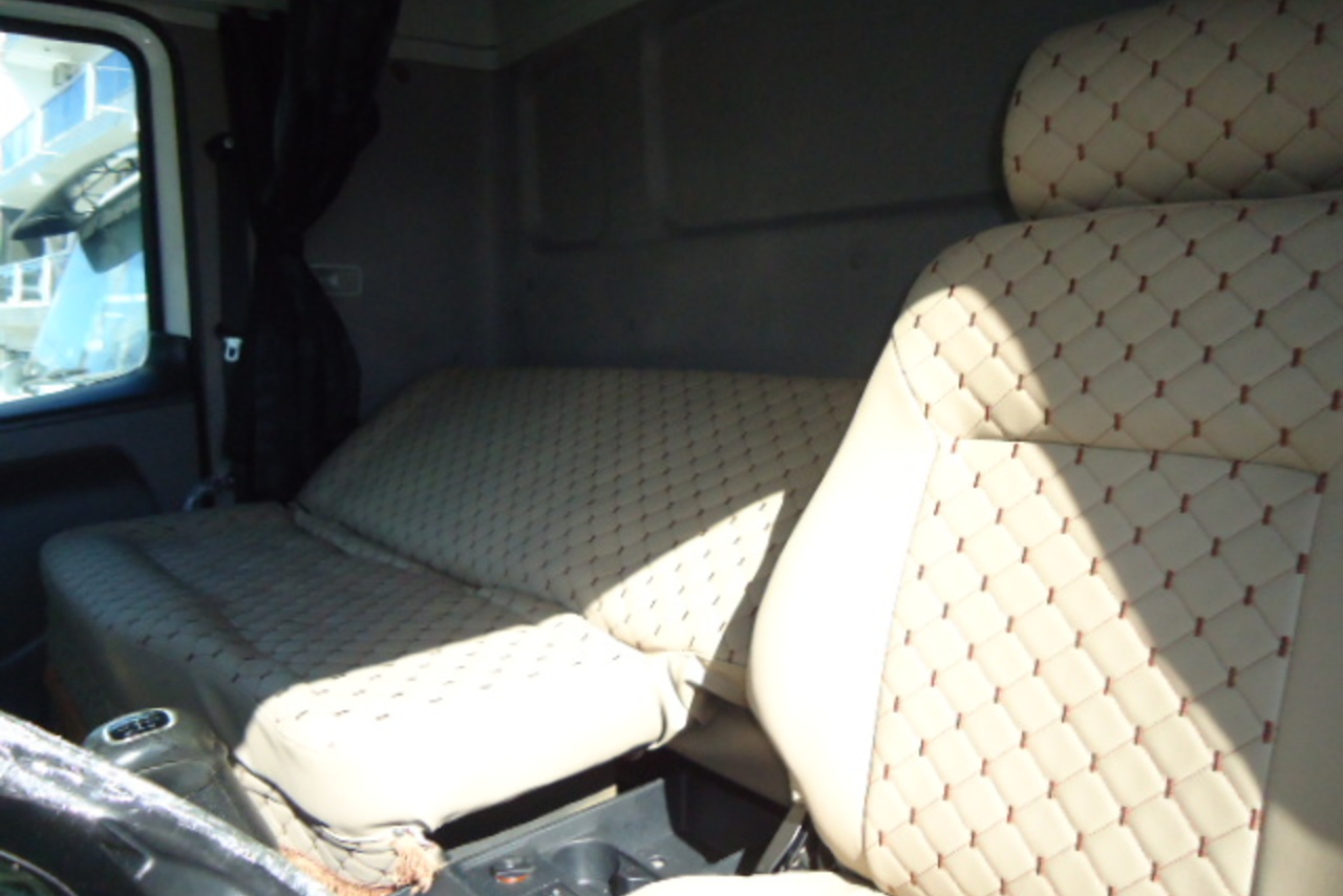 Volkswagen 24-280 E Constellation 6x2 - 13/13 21