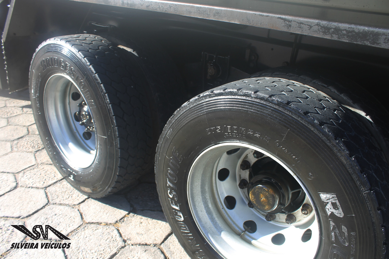 Volkswagen 24-280 E Constellation 6x2 - 19/20 7