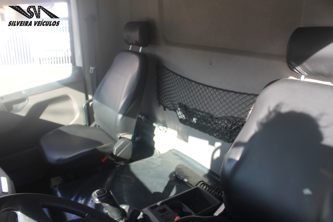 Volkswagen 24-280 E Constellation 6x2 - 19/20 15