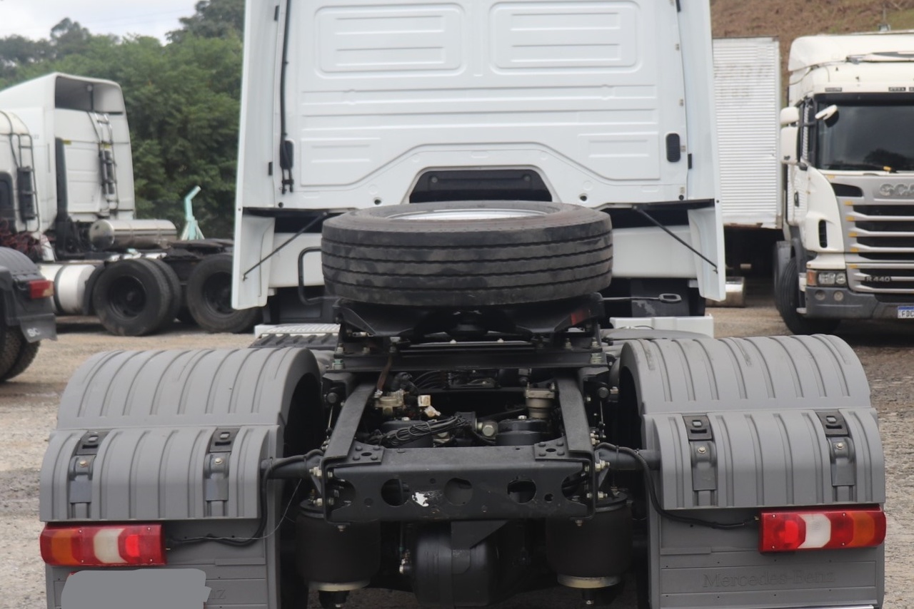 Mercedes Benz Axor 2040 - 18/19 13
