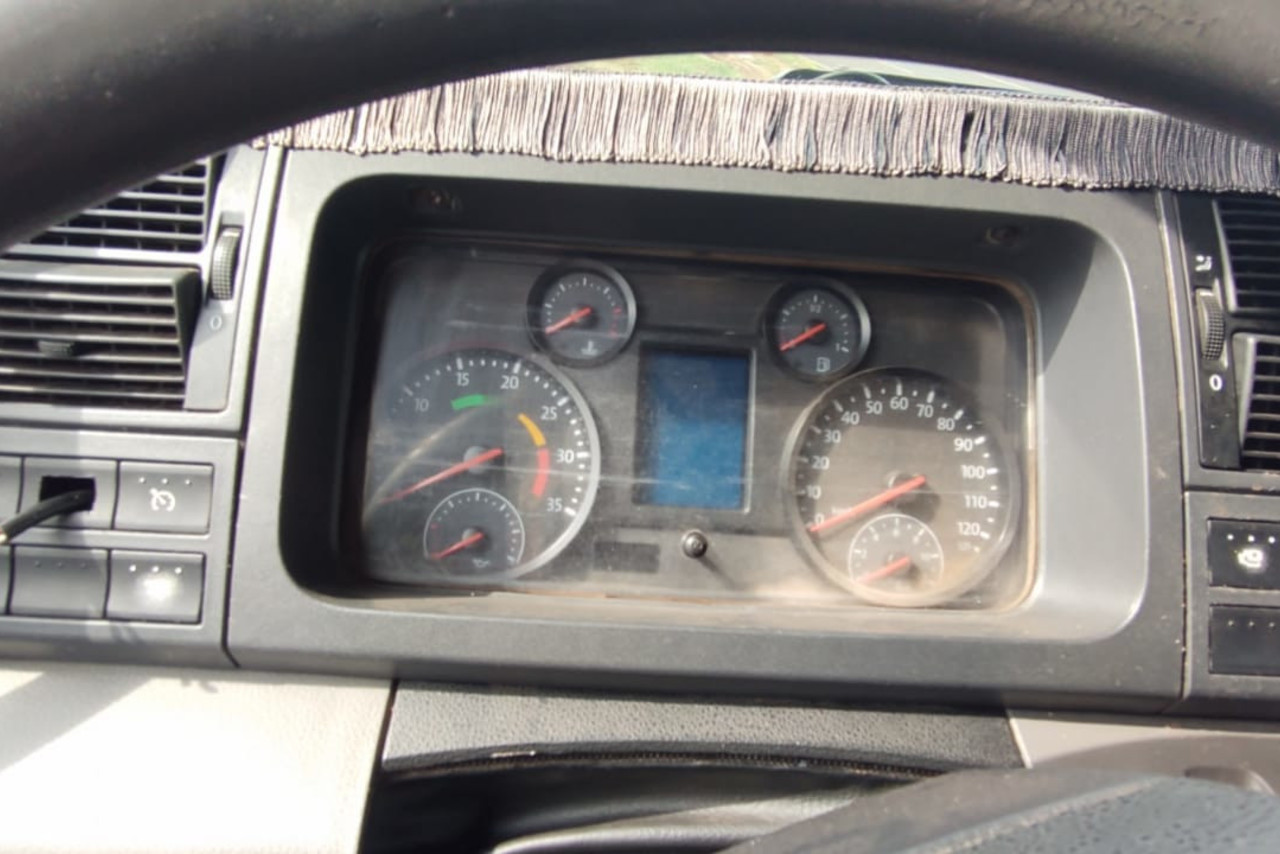 Volkswagen 24-280 E Constellation 6x2 - 14/14 9