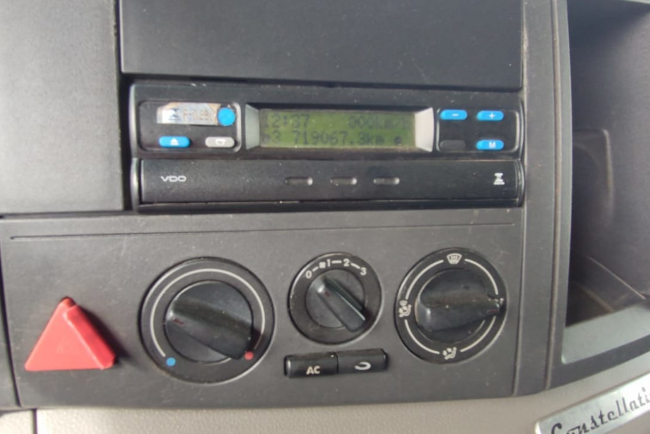 Volkswagen 24-280 E Constellation 6x2 - 14/14 10