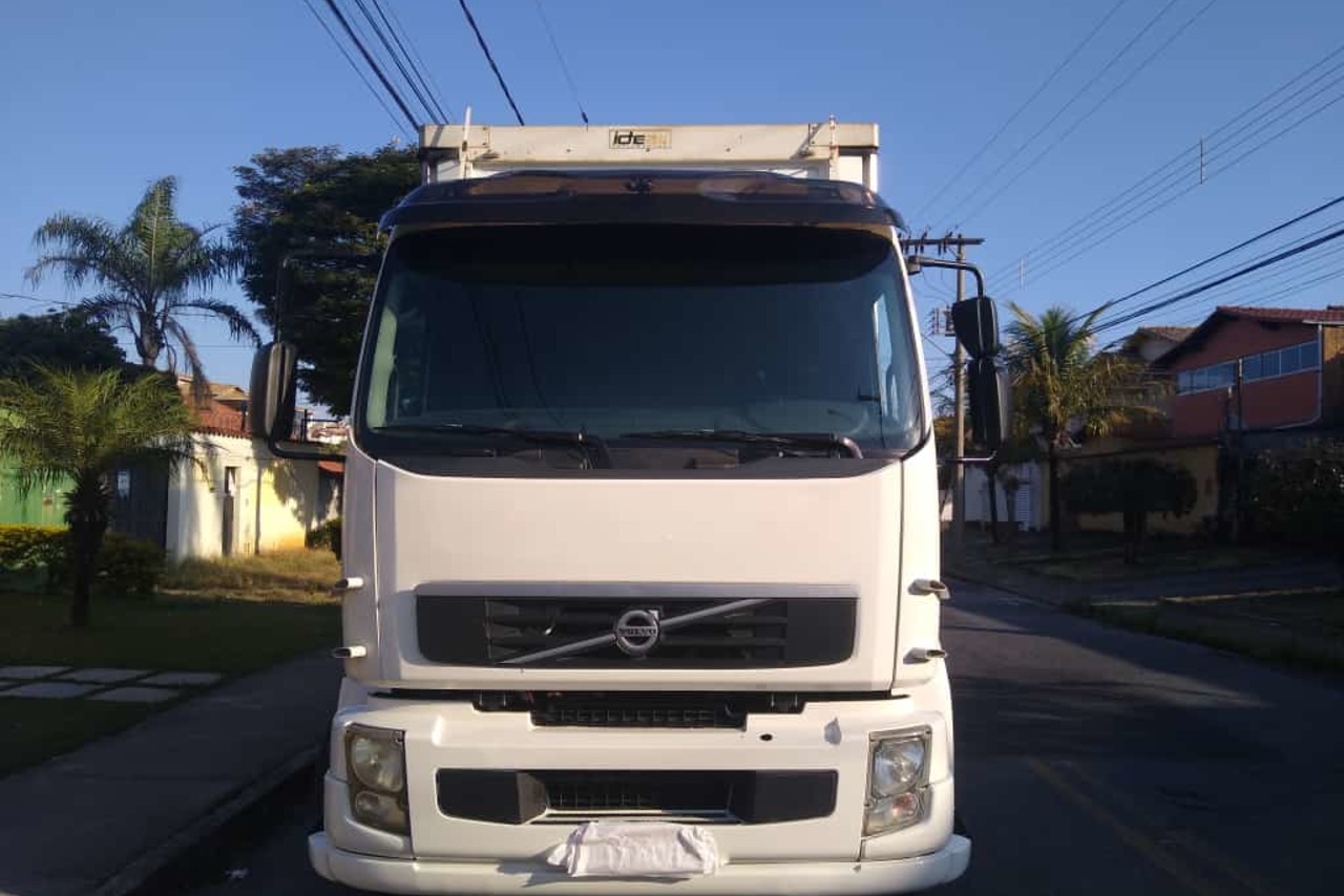 Volvo VM 270 - 12/12 1