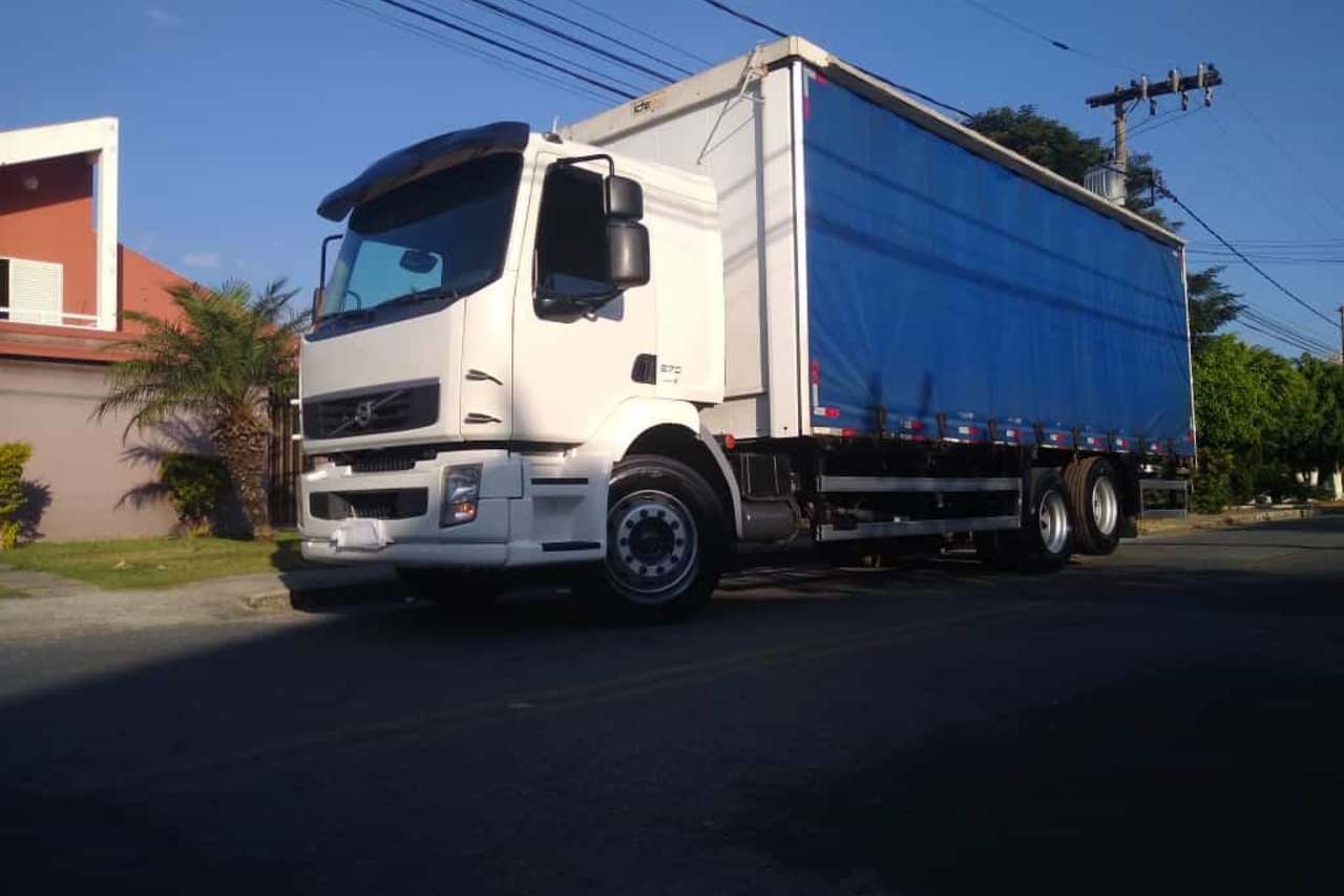 Volvo VM 270 - 12/12 3