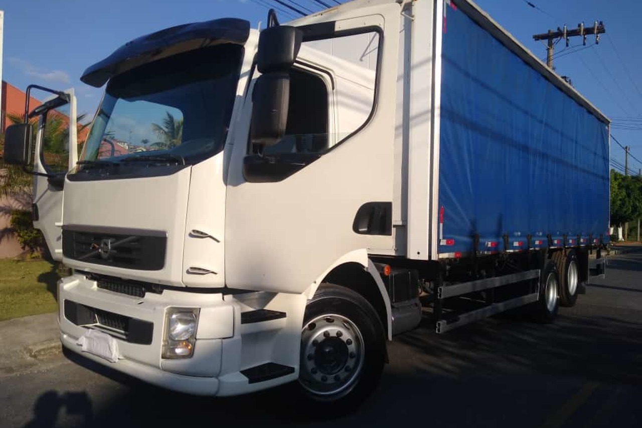 Volvo VM 270 - 12/12 5