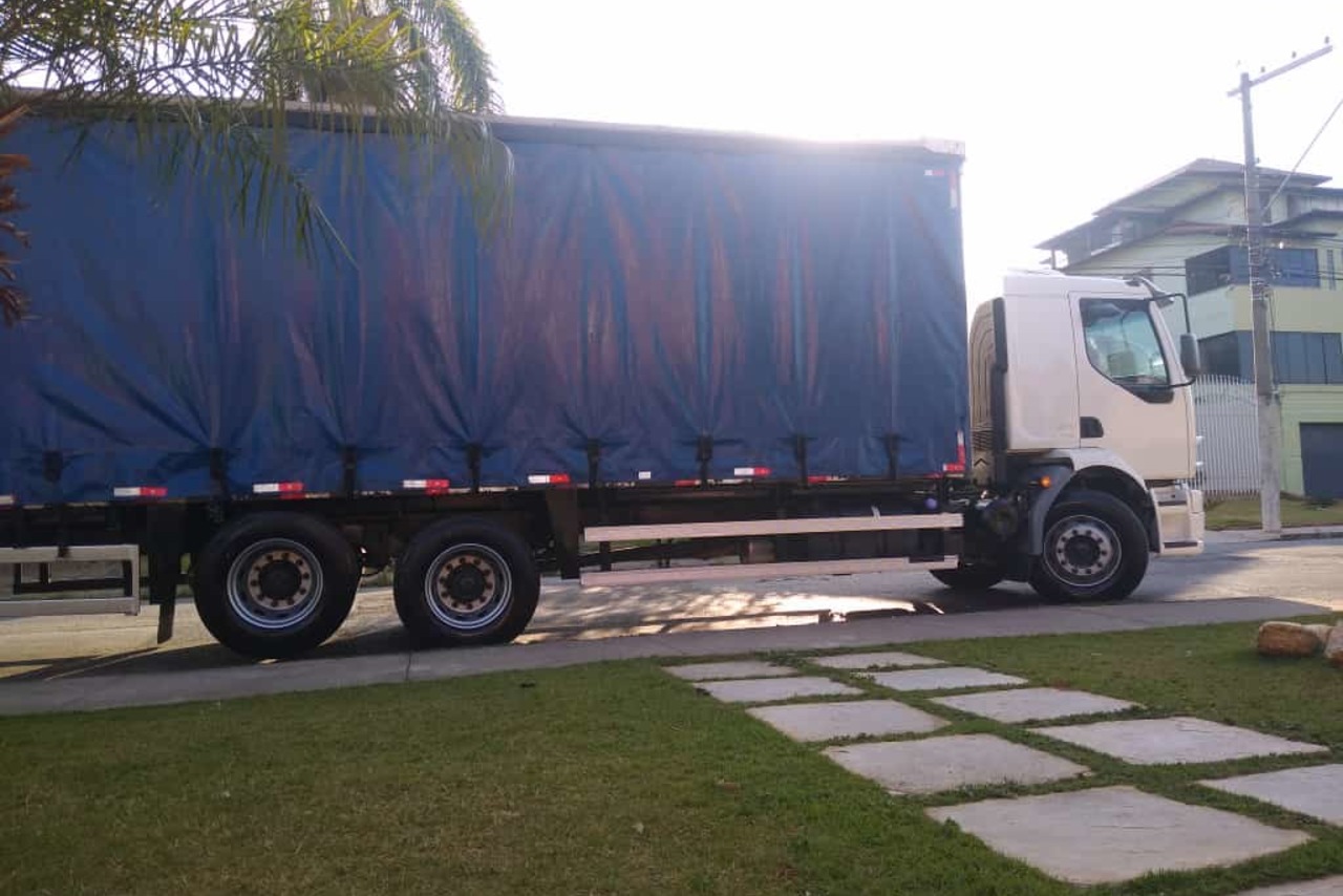 Volvo VM 270 - 12/12 10