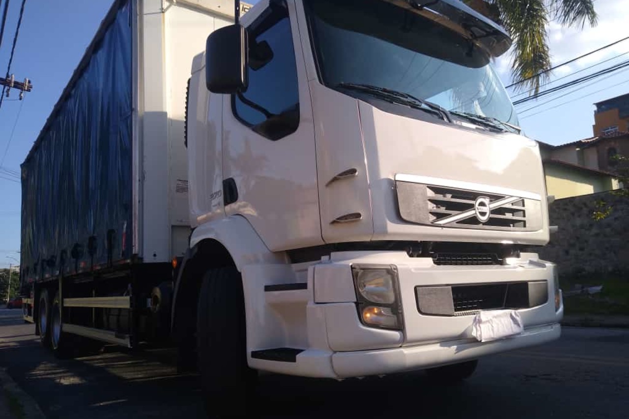 Volvo VM 270 - 12/12 13