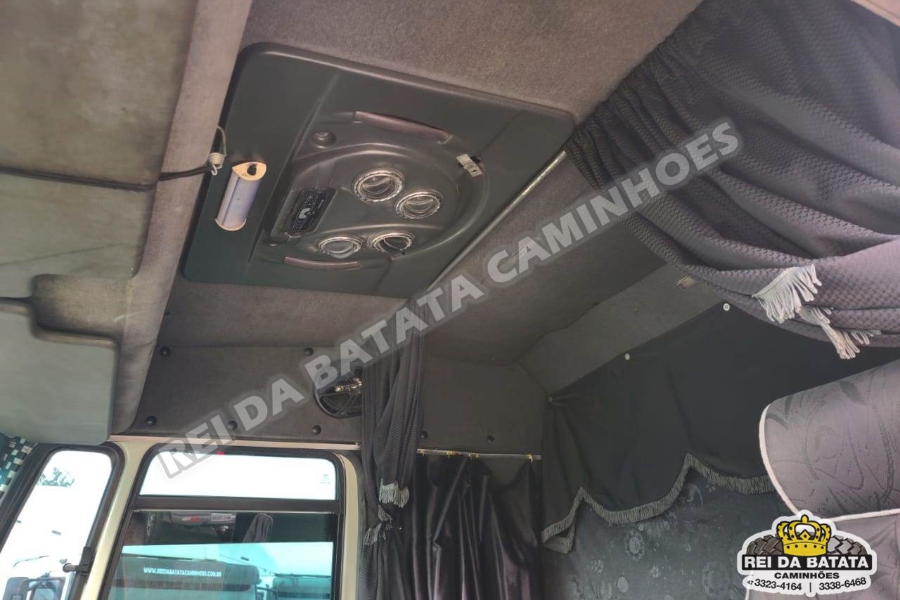Ford Cargo4432 - 06/15 12