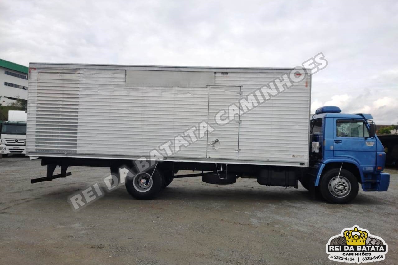 Volkswagen 13-180 - 04/04 2