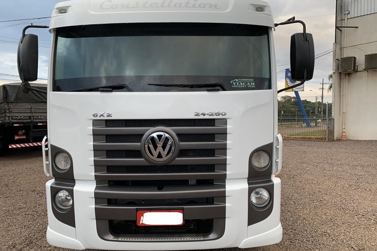 Volkswagen 24-250 E Constellation 3-Eixos - 11/12 4