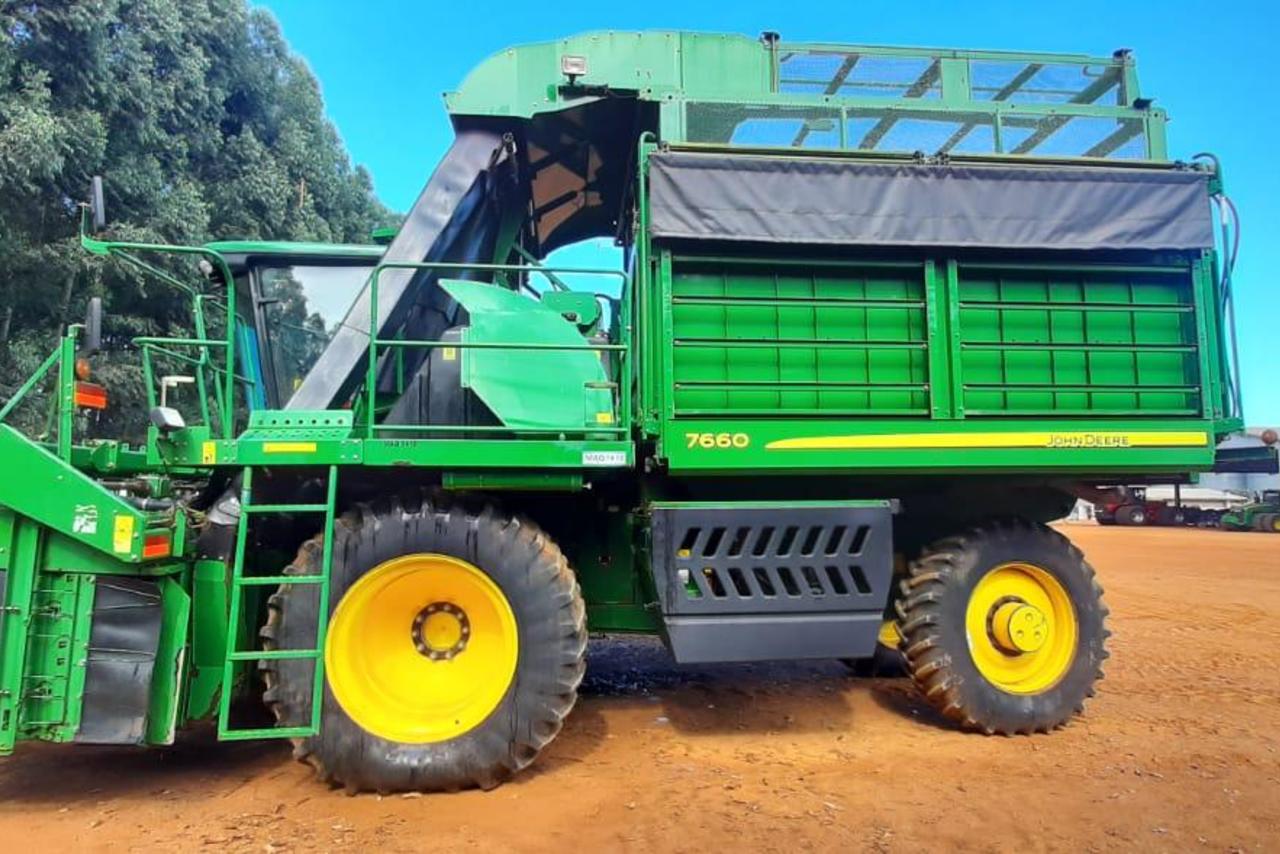 John Deere 7660 - 12/12 4
