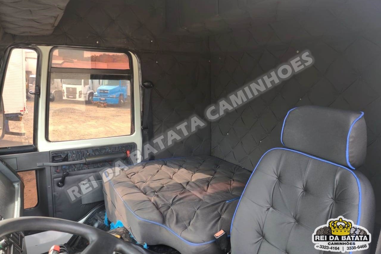 Ford Cargo4331 - 05/05 9