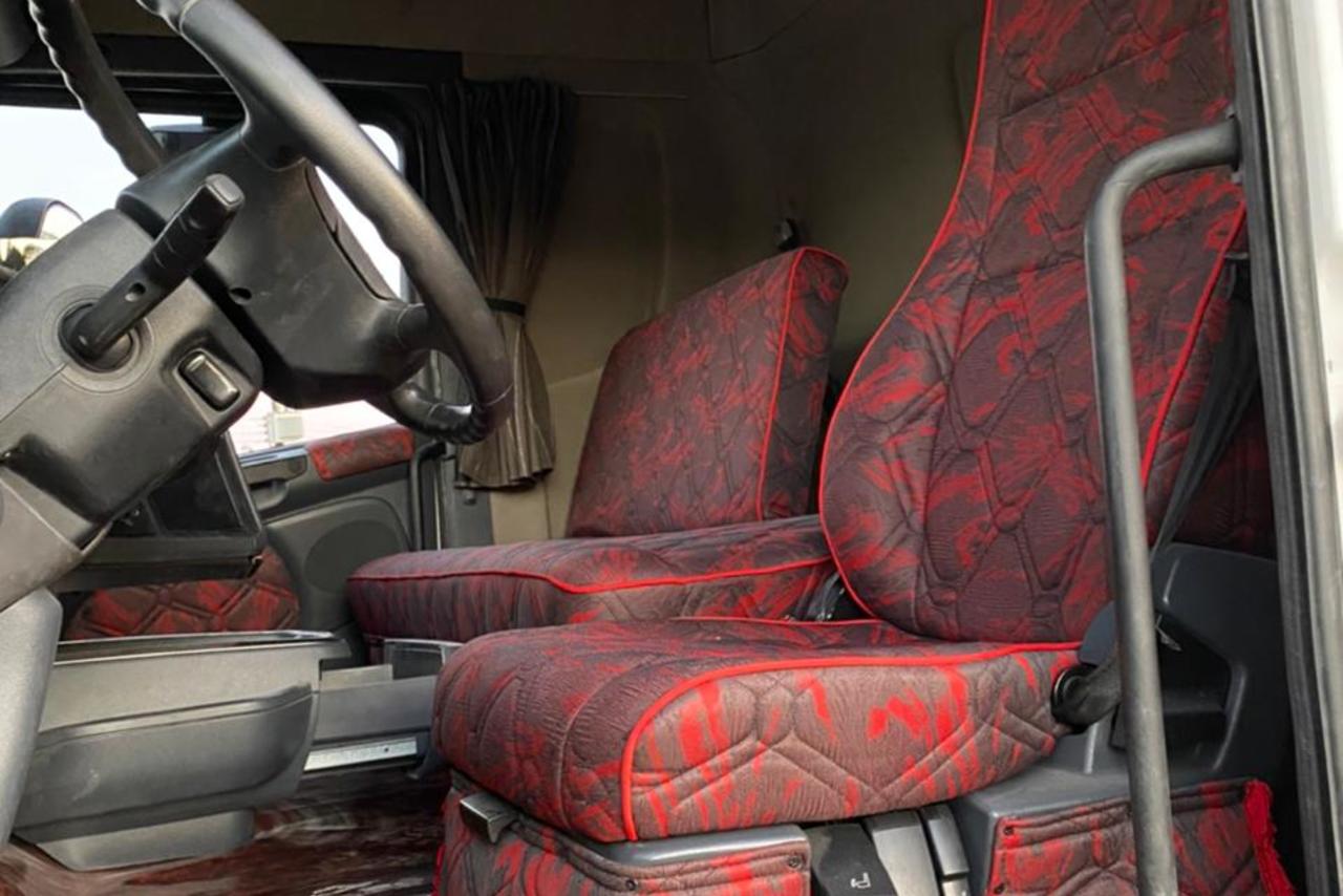 Scania 440 - 17/17 5