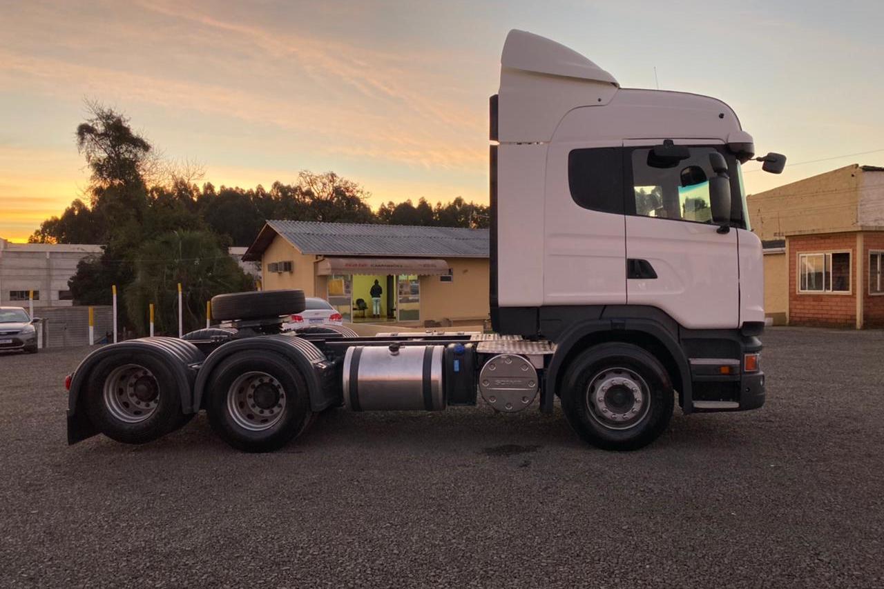 Scania 440 - 17/17 12