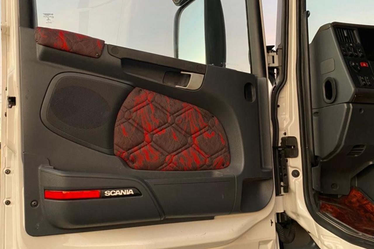 Scania 440 - 17/17 14