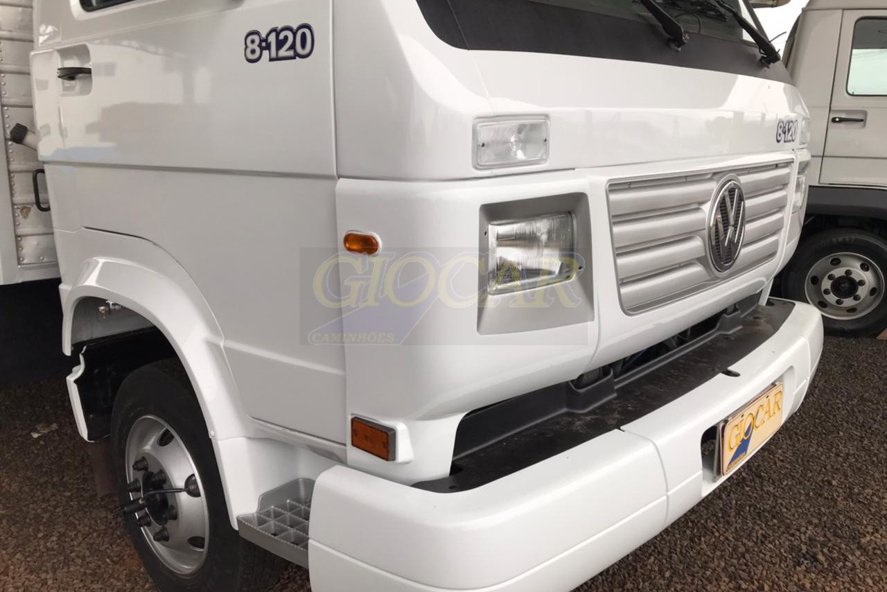 Volkswagen 8 120 - 01/01 3