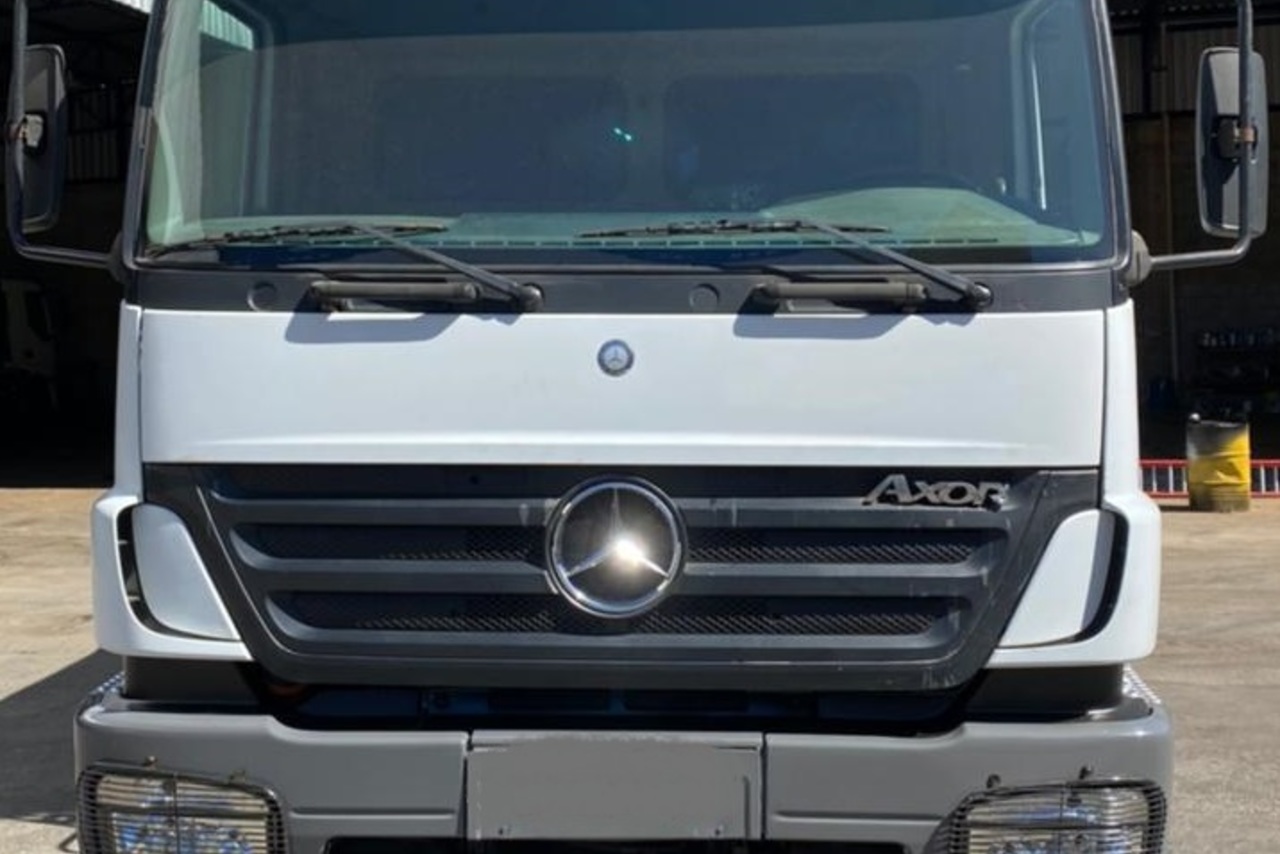 Mercedes Benz Axor 2831 - 11/11 3