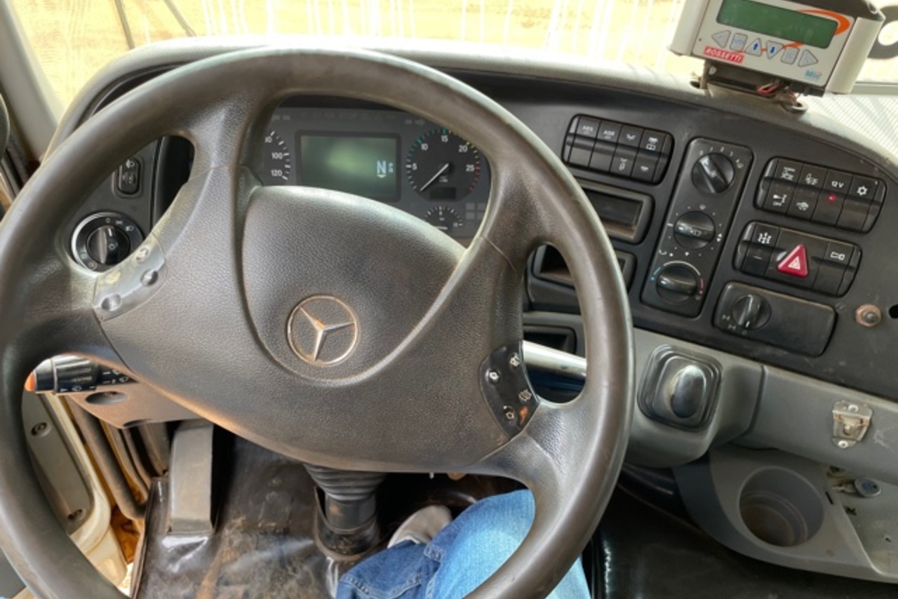 Mercedes Benz Actros 4844 - 15/15 8