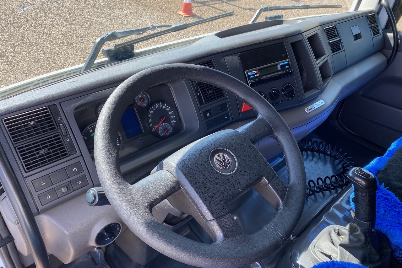 Volkswagen 24-280 E Constellation 6x2 - 14/15 9