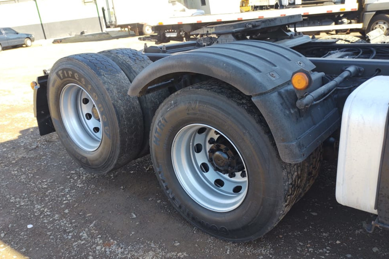 Volkswagen 25 420 - 15/15 15