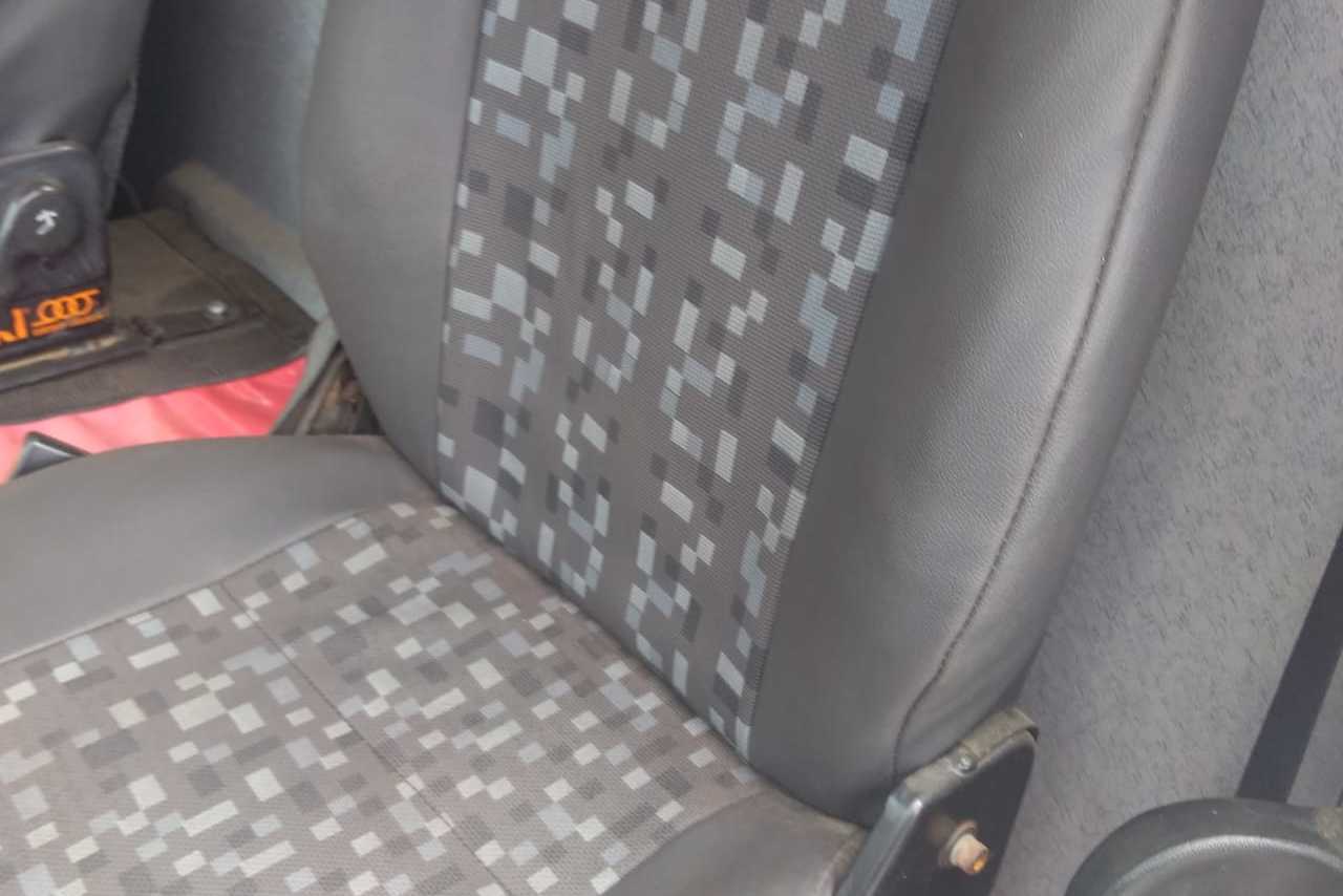 Mercedes Benz Atego 2423 - 09/09 3