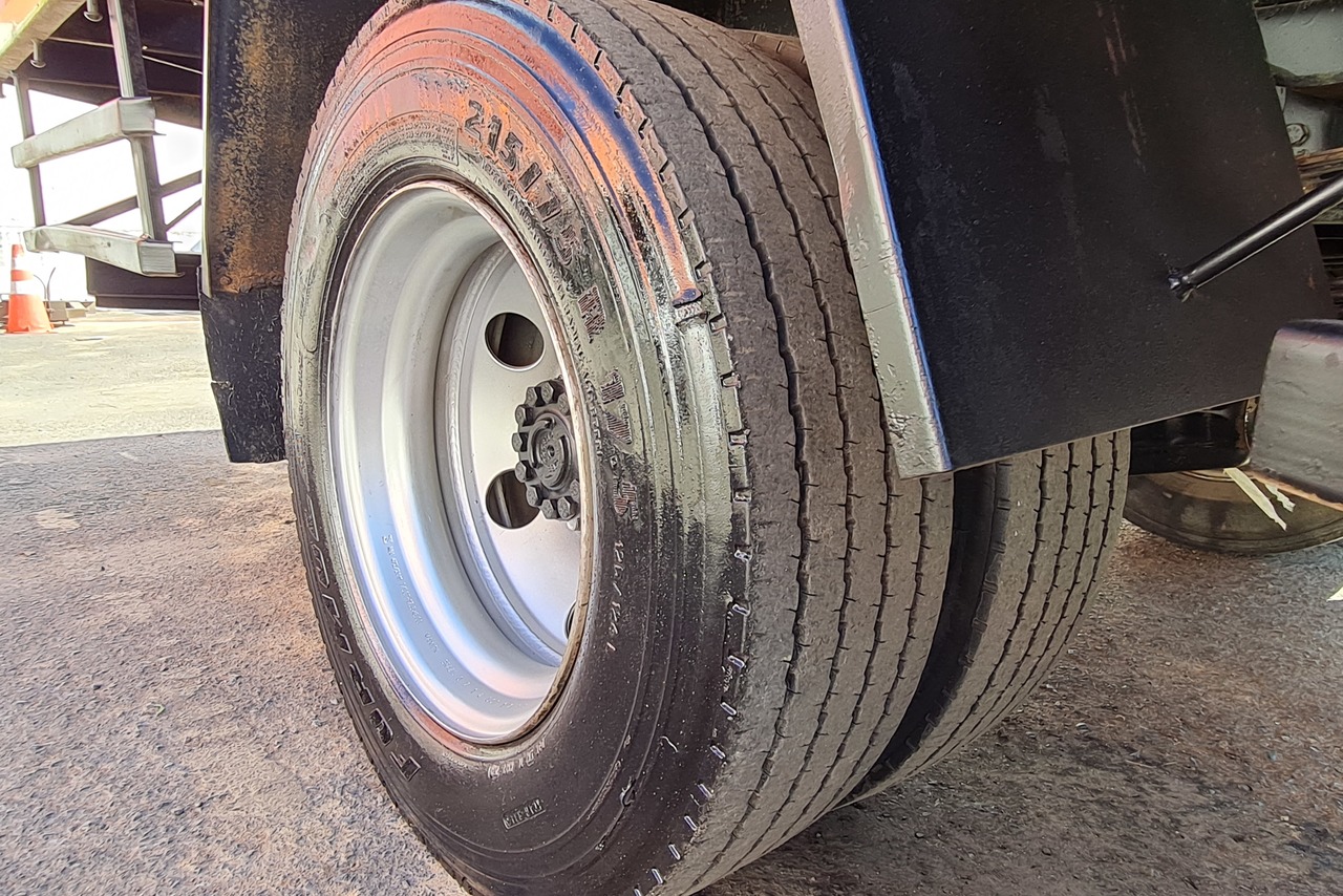 Volkswagen 8 160 - 12/12 3