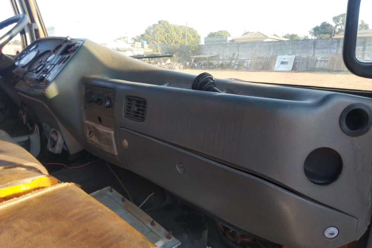 Mercedes Benz Atego 2423 - 08/08 2