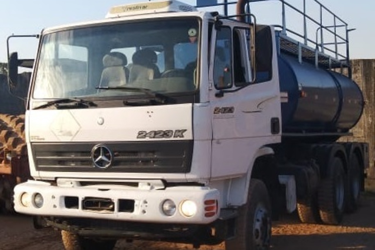 Mercedes Benz Atego 2423 - 08/08 4