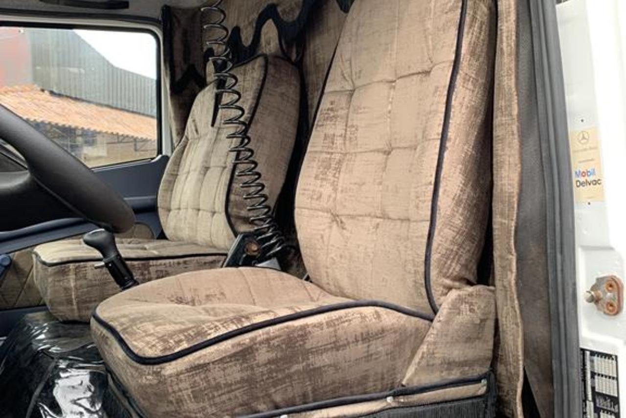 Mercedes Benz MB 1718 - 09/09 7