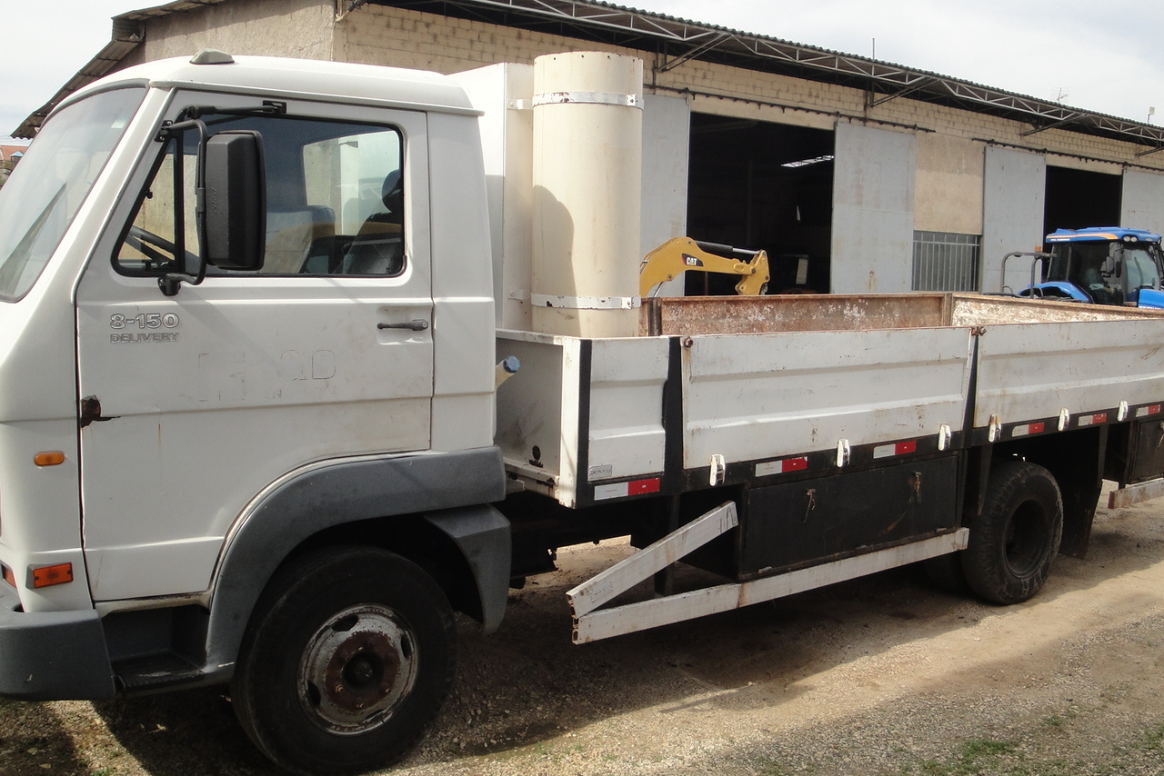 Volkswagen 8 150 - 06/06 9