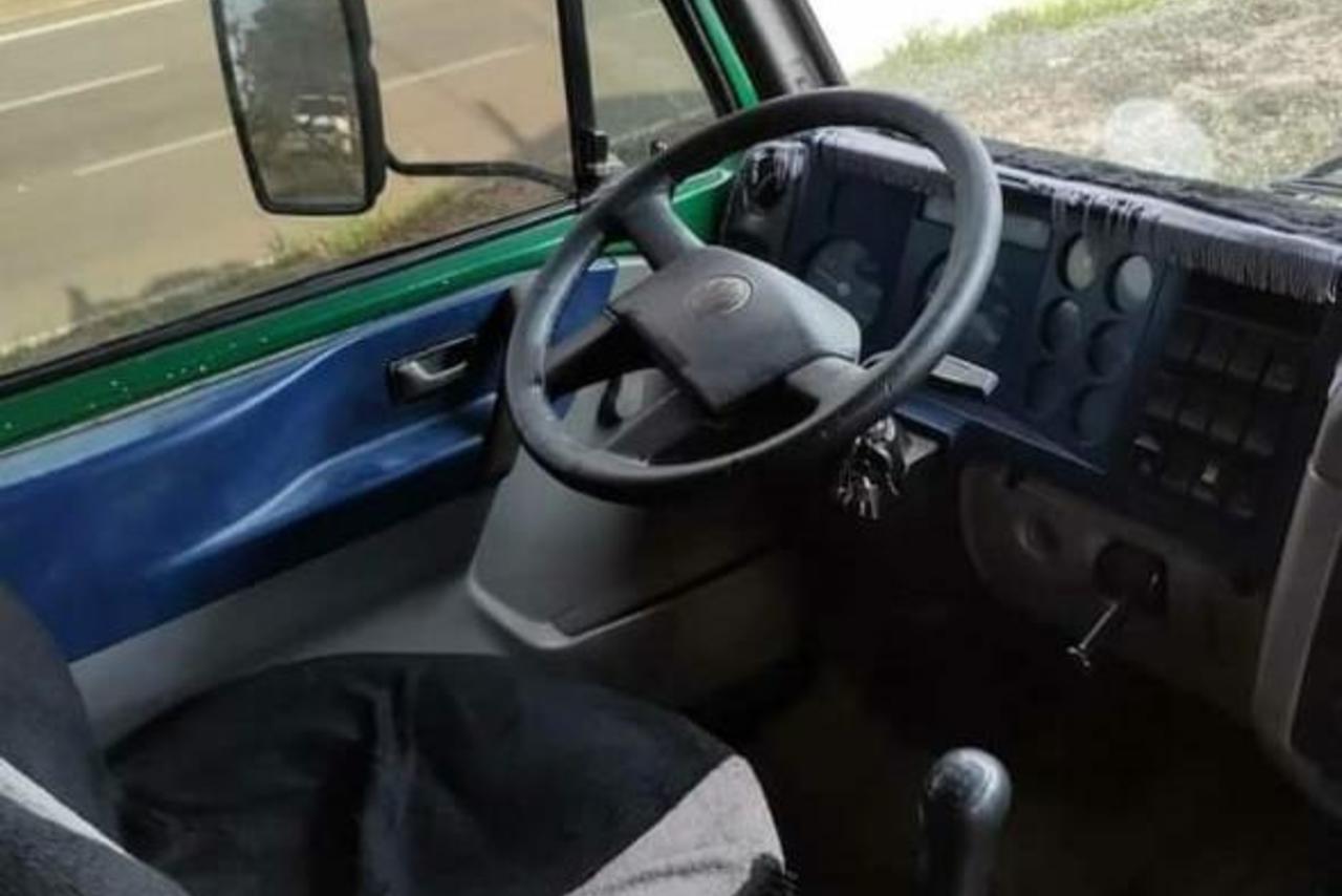 Volkswagen 24 220 - 06/07 4