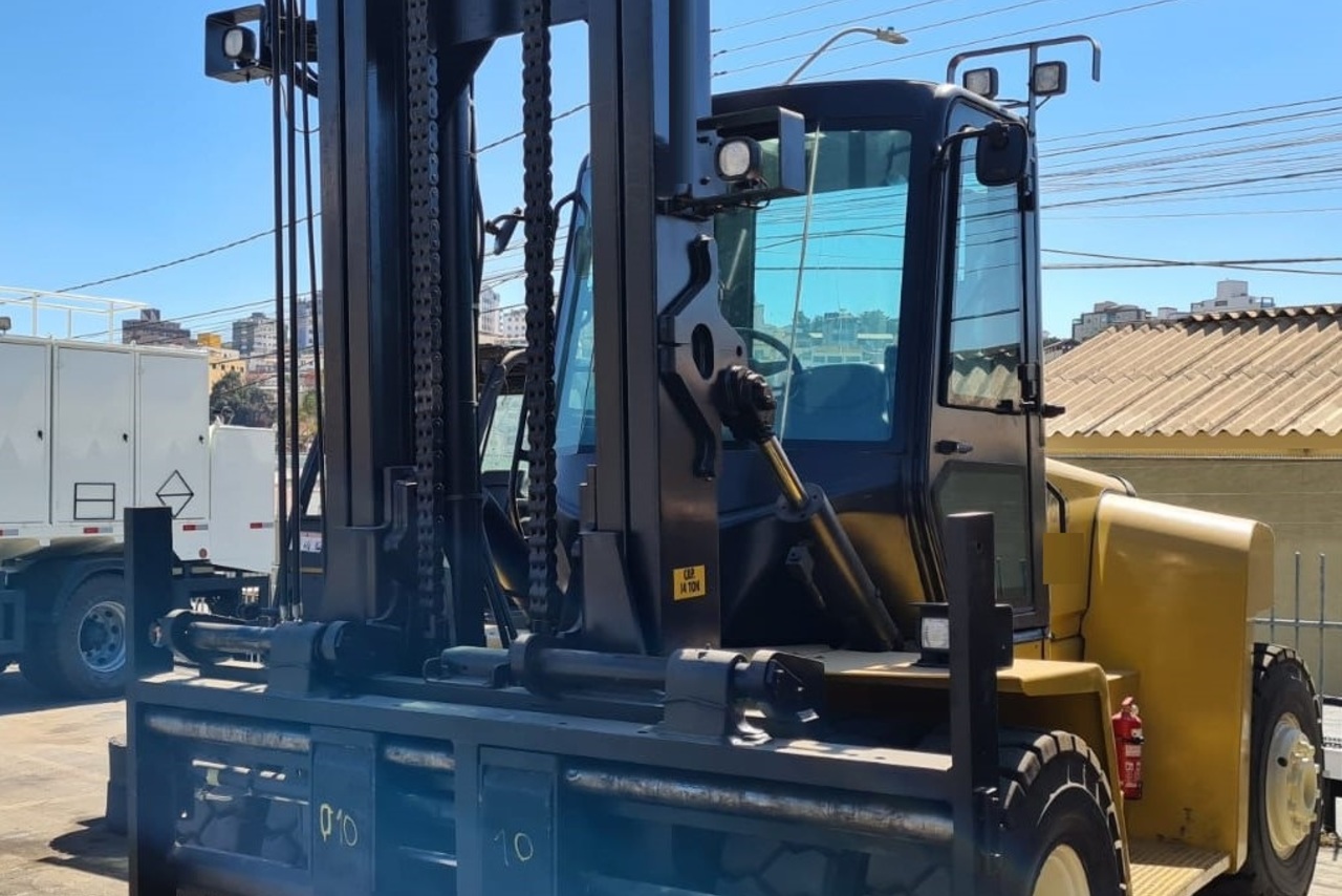 Yale GDP330EB - 11/11 4