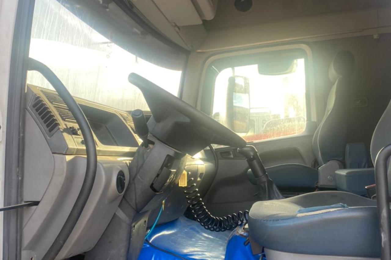 Volkswagen 24-280 E Constellation 6x2 - 11/11 8