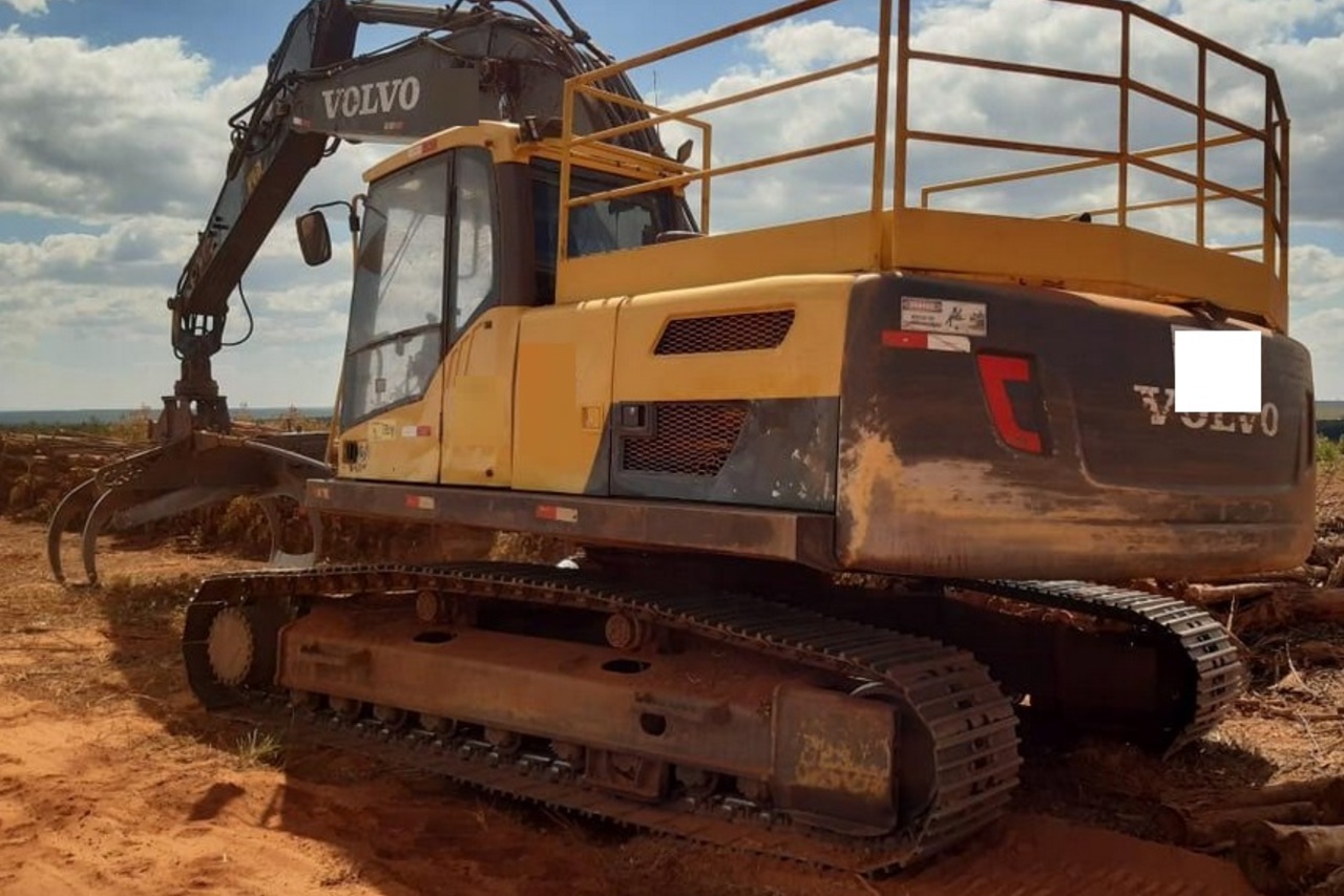 Volvo EC 250 DL - 18/18 3