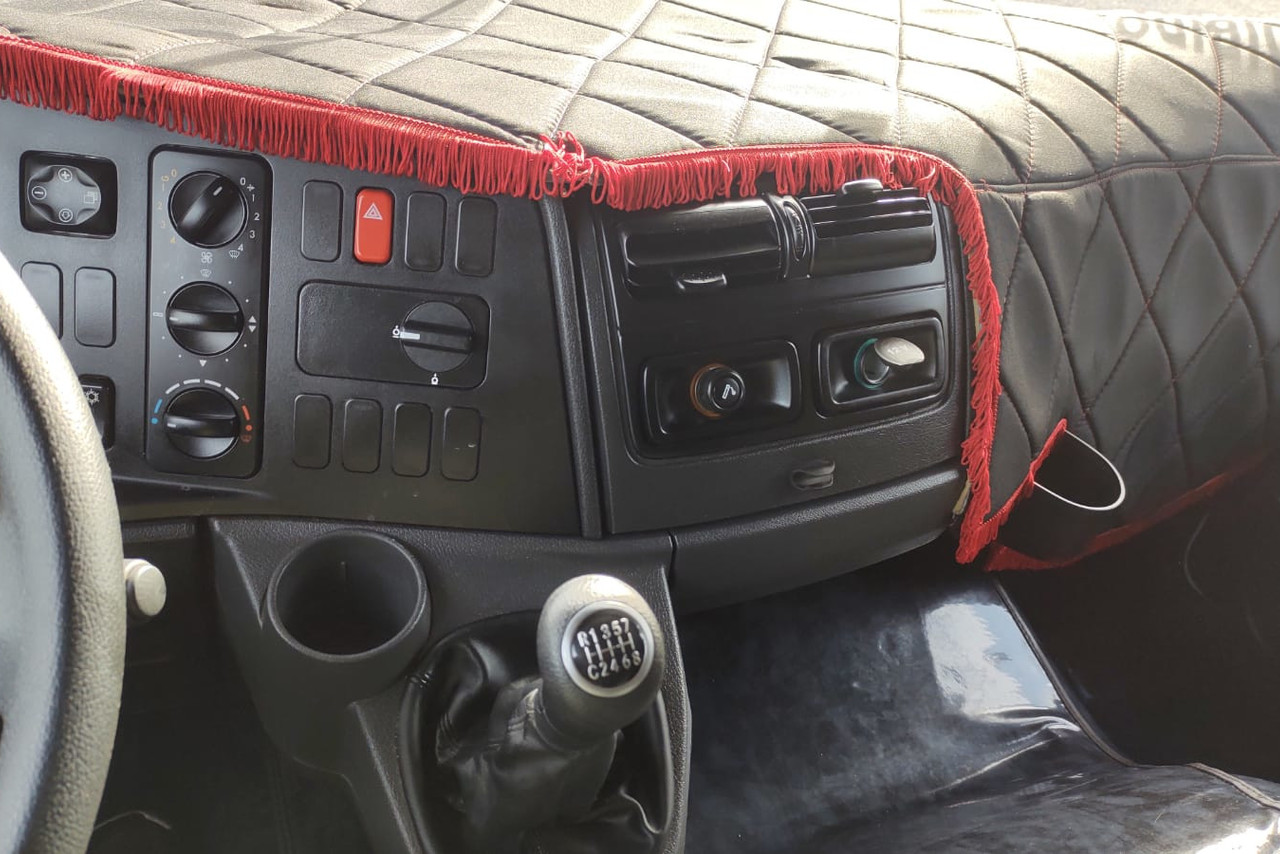 Mercedes Benz Atego 2430 - 20/21 9