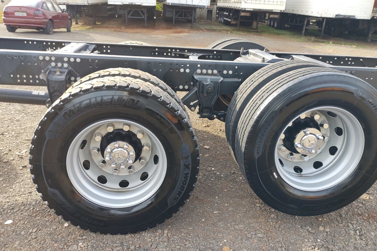 Mercedes Benz Atego 2430 - 20/21 14