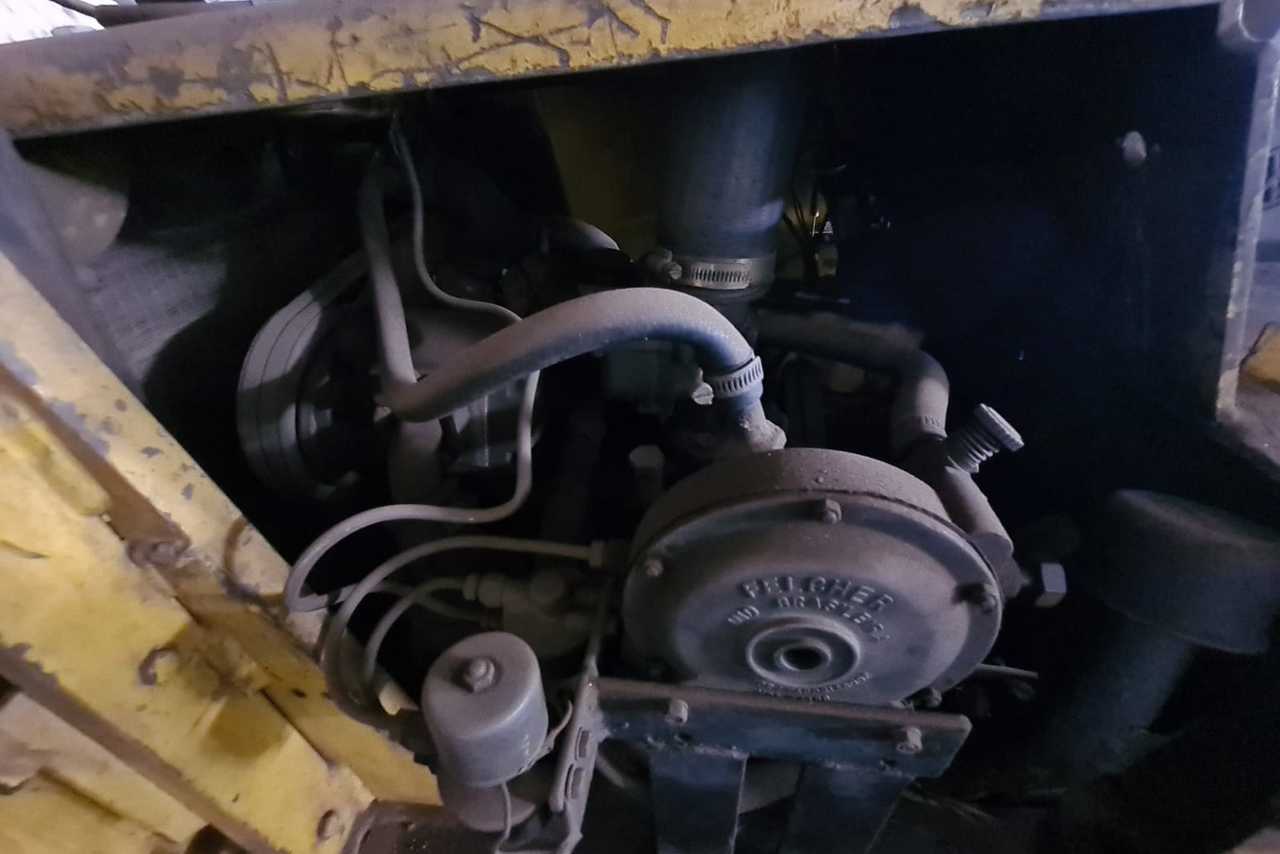 Clark C300 - 80/80 2