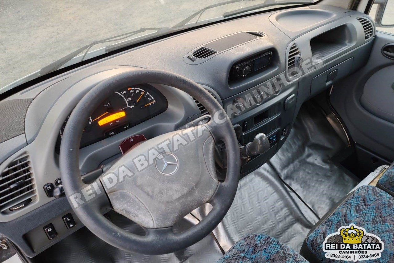 Mercedes Benz Sprinter Van 313 - 04/05 8