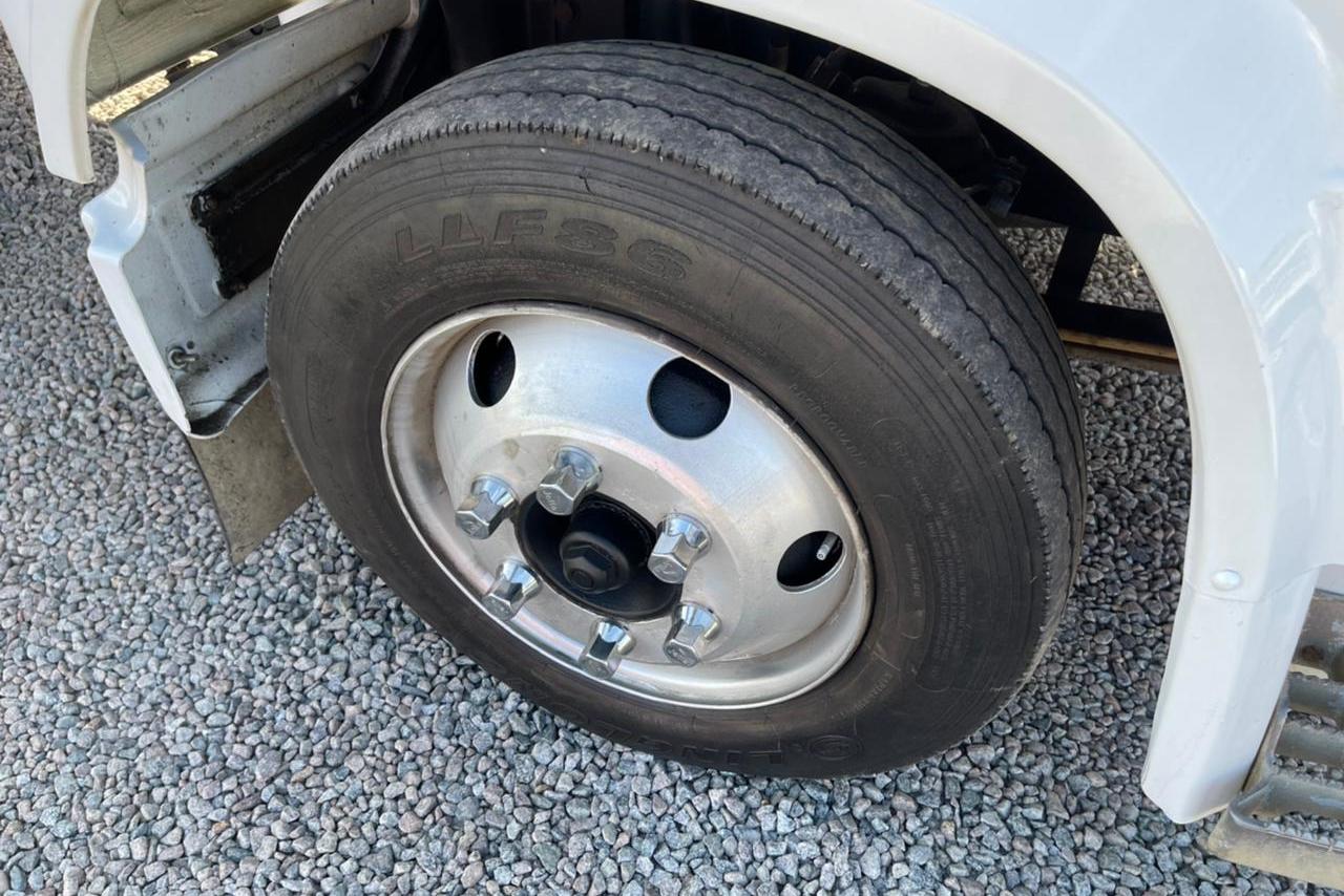 Volkswagen 8 150 - 05/05 4