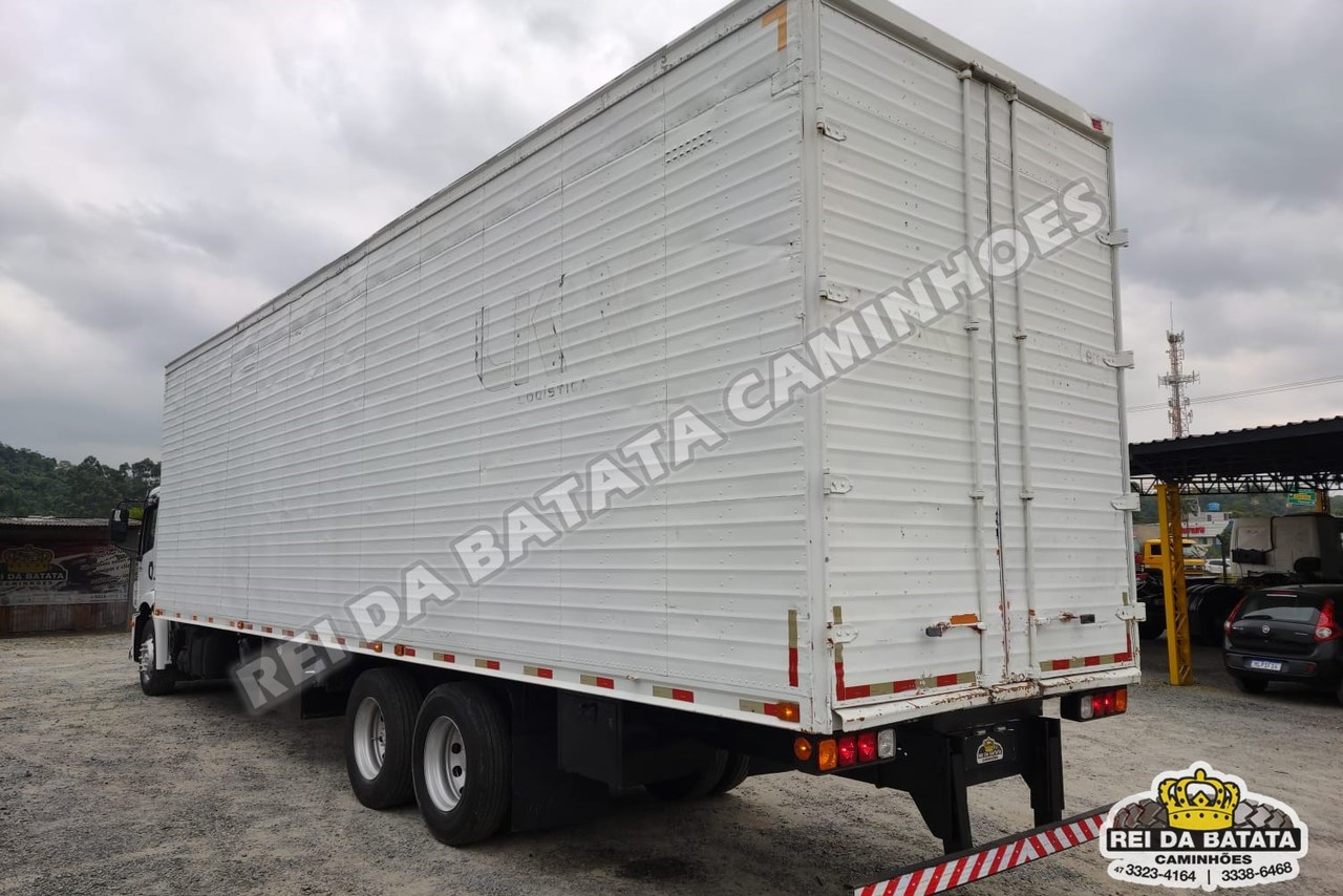 Volkswagen 24-280 E Constellation 6x2 - 13/13 2