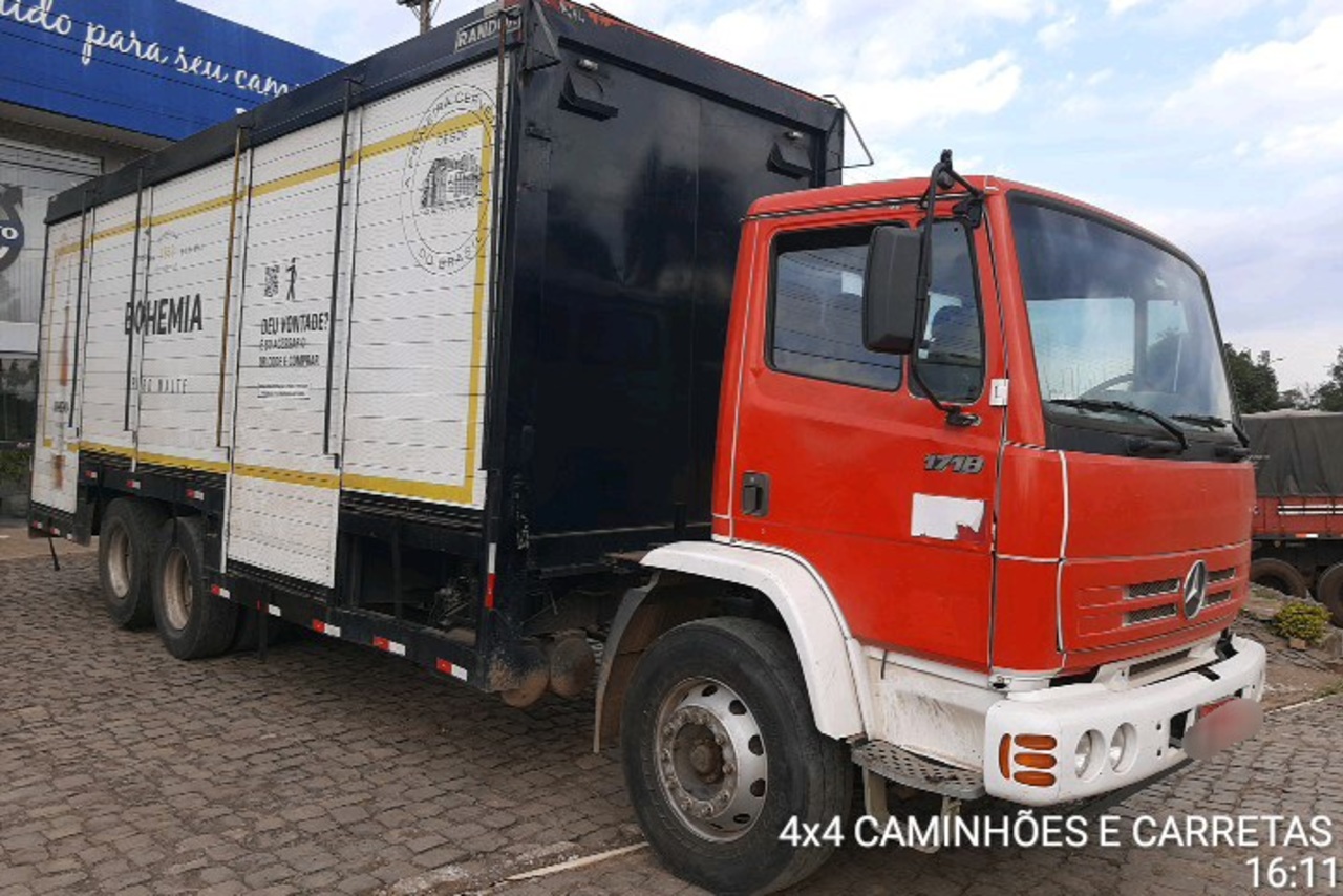 Mercedes Benz MB 1718 - 11/12 6
