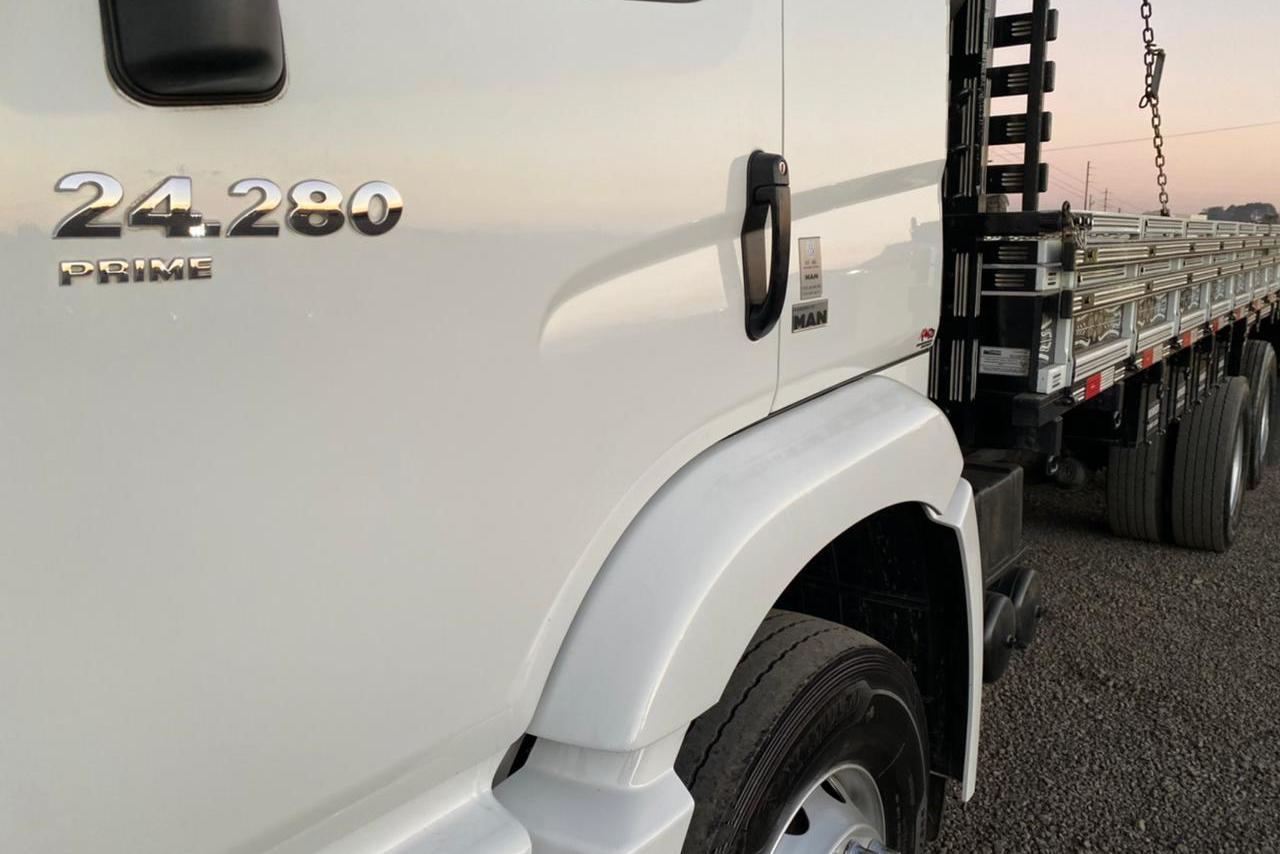 Volkswagen 24-280 E Constellation 6x2 - 21/21 9