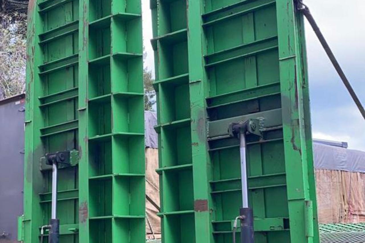 Fruehauf Prancha Reta - 90/90 3