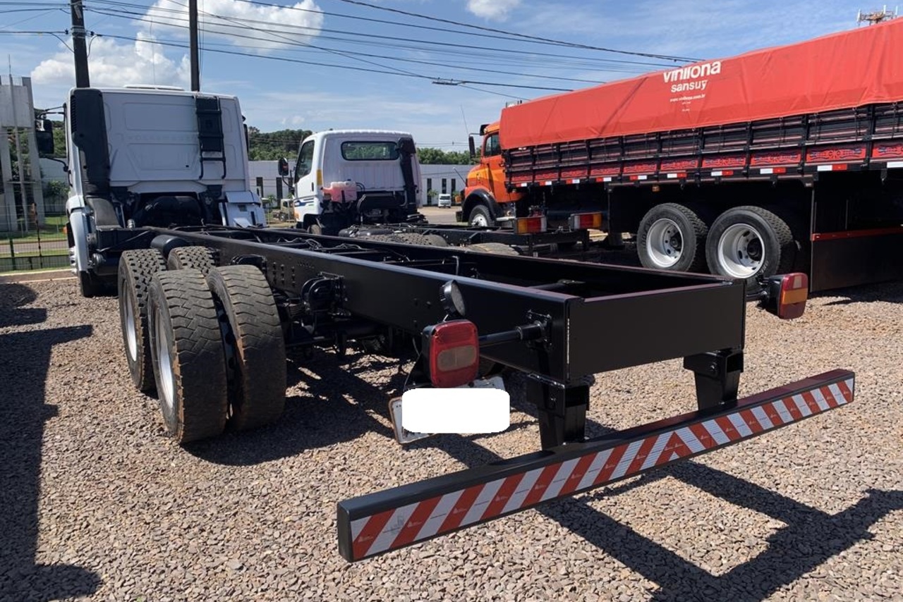 Volkswagen 24-280 E Constellation 6x2 - 13/13 11