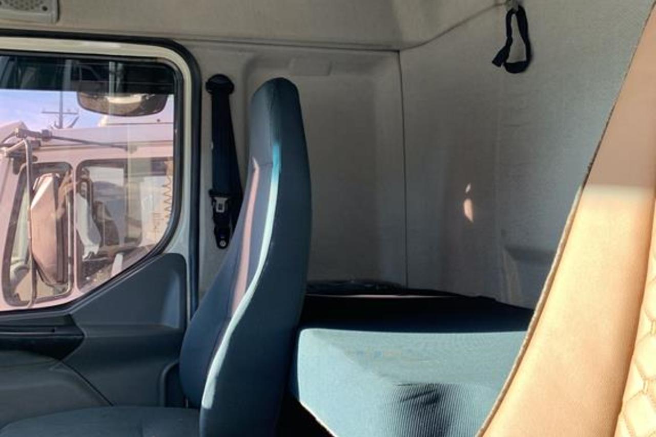 Volvo VM 270 - 13/13 12