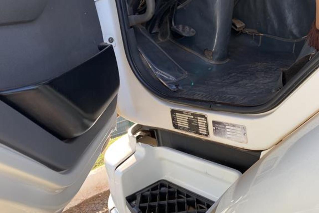 Volvo VM 270 - 13/13 14