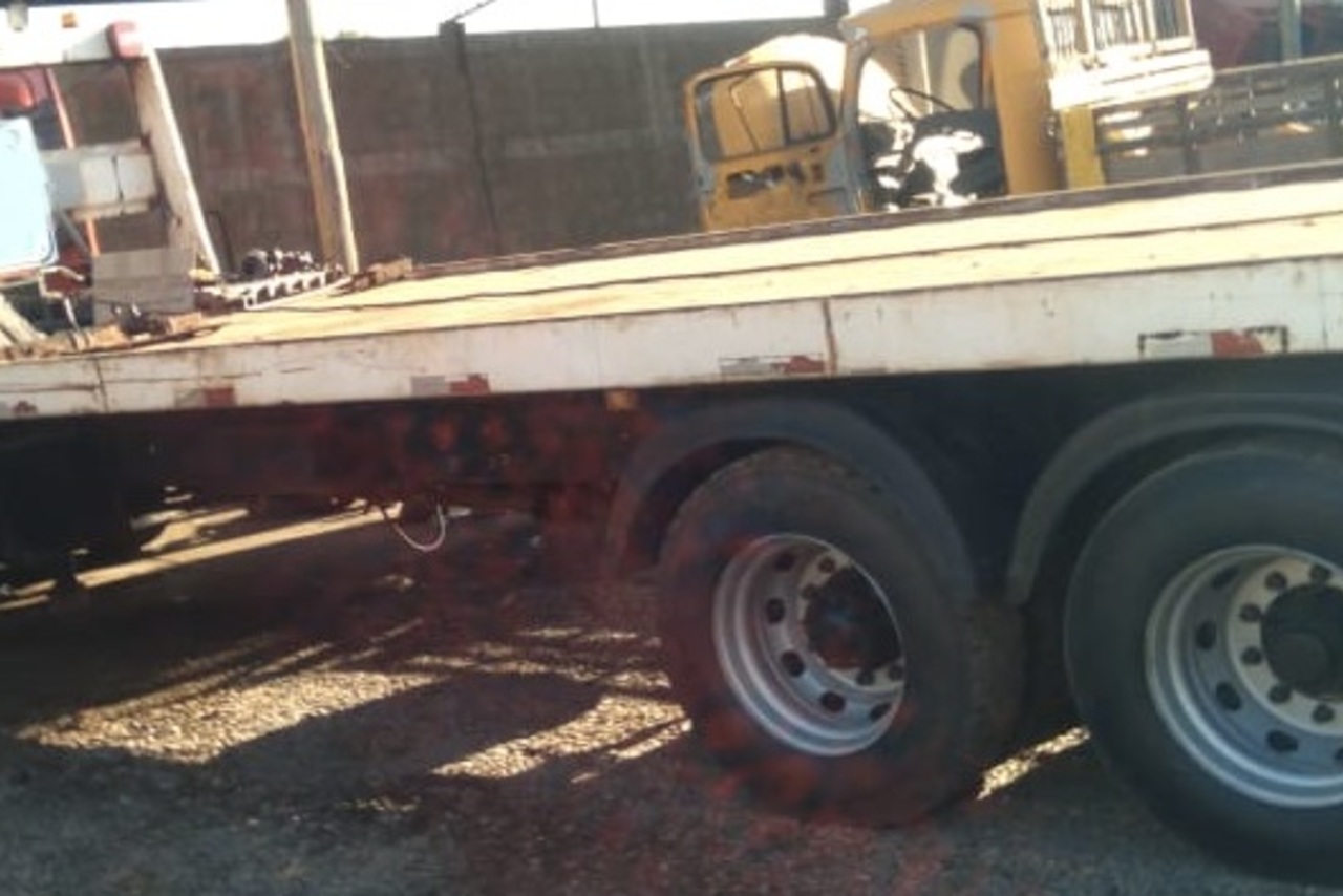 Volkswagen 24-280 E Constellation 6x2 - 13/13 2